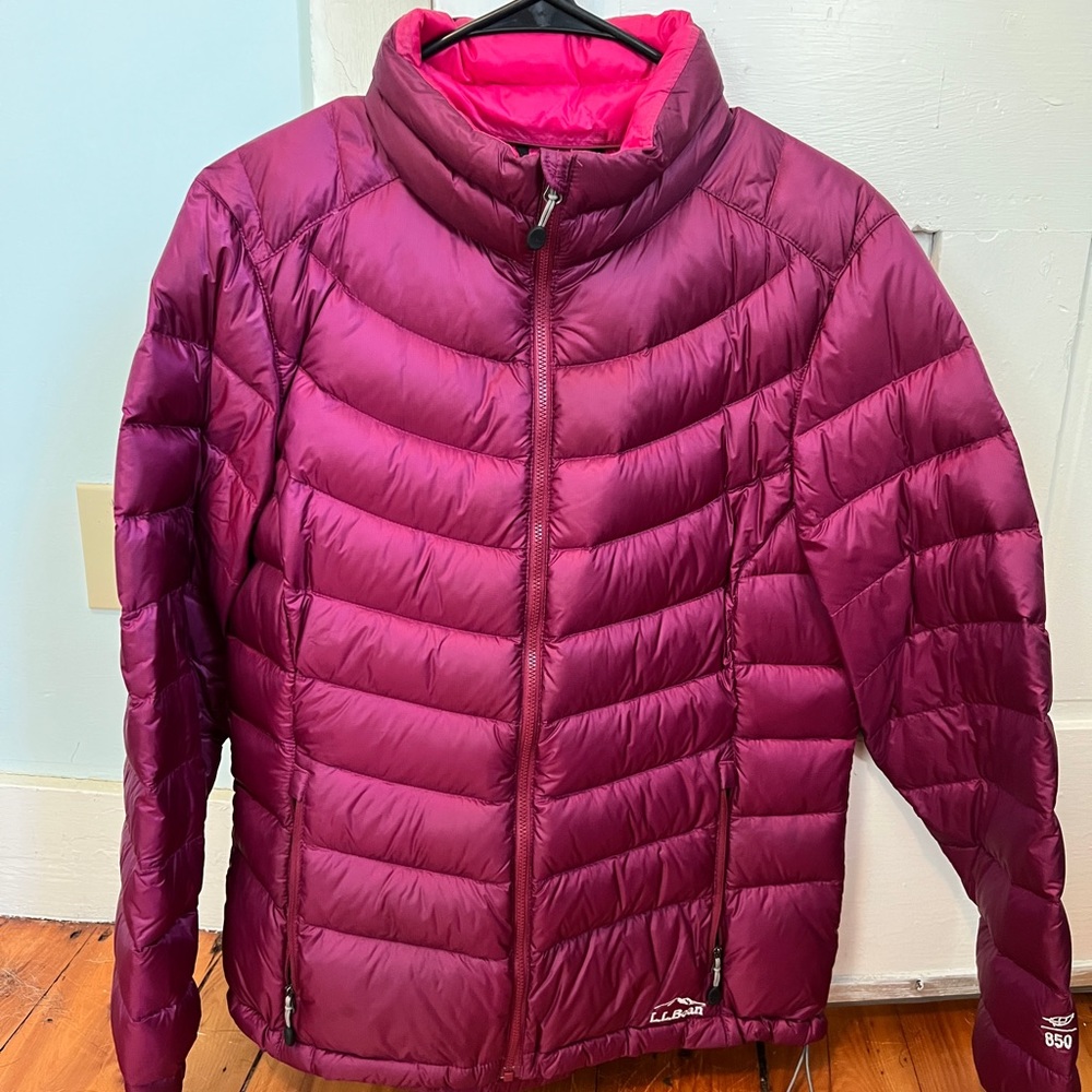 Women’s L.L.Bean Ultralight 850 Down Jacket || Like New! || Size Medium Petite